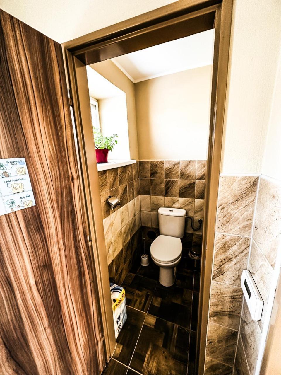 Apartman Pod Hradem Horšovský Týn Exterior foto