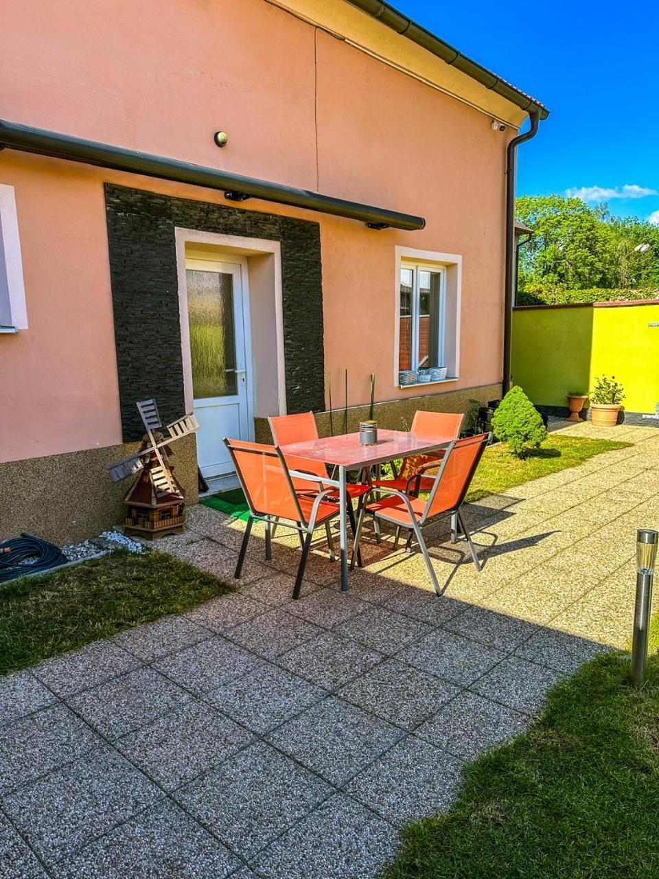 Apartman Pod Hradem Horšovský Týn Exterior foto